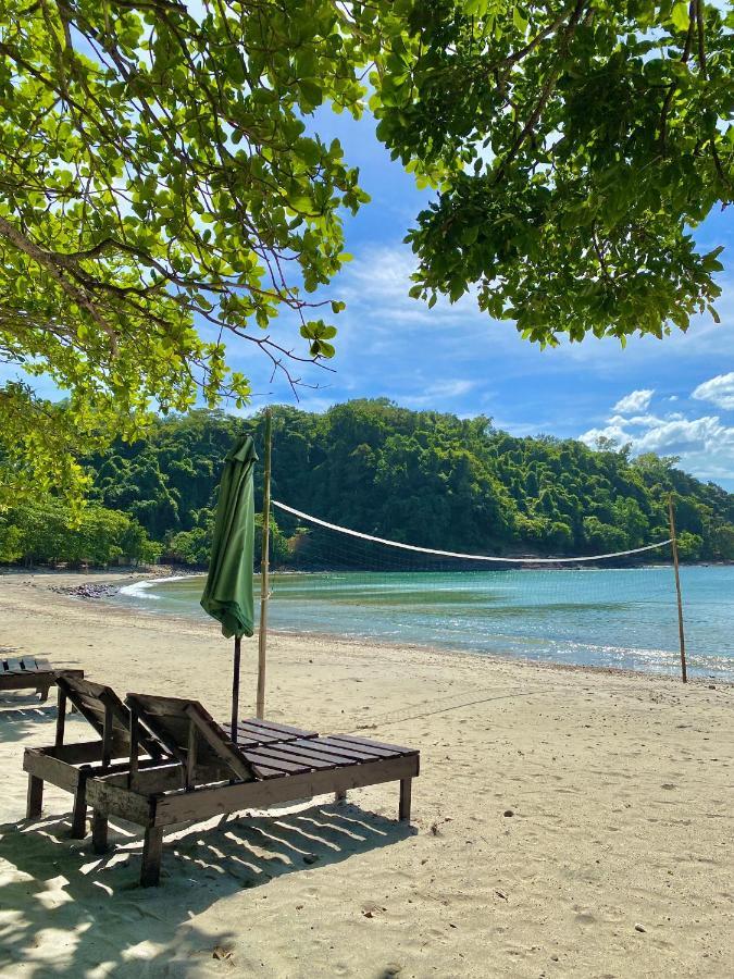 Готель Playa La Caleta Bataan Моронґ Екстер'єр фото